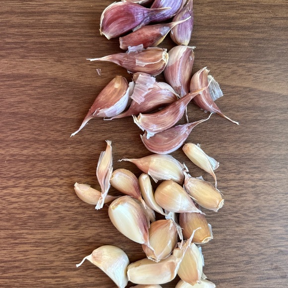 Garlic from The Farm: San Juan Island - Picture 2 of 14